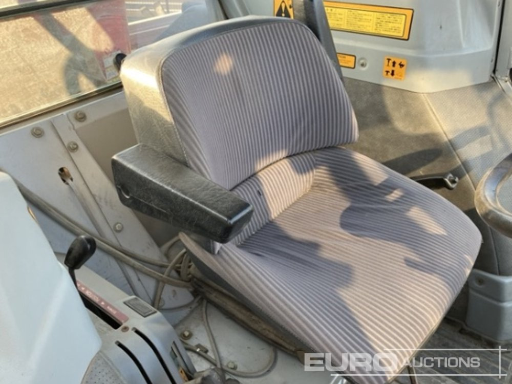 1996 Massey Ferguson 382 4WD, A/C - Трактор: снимка 3 1996 Massey Ferguson 382 4WD, A/C - Трактор: снимка 3