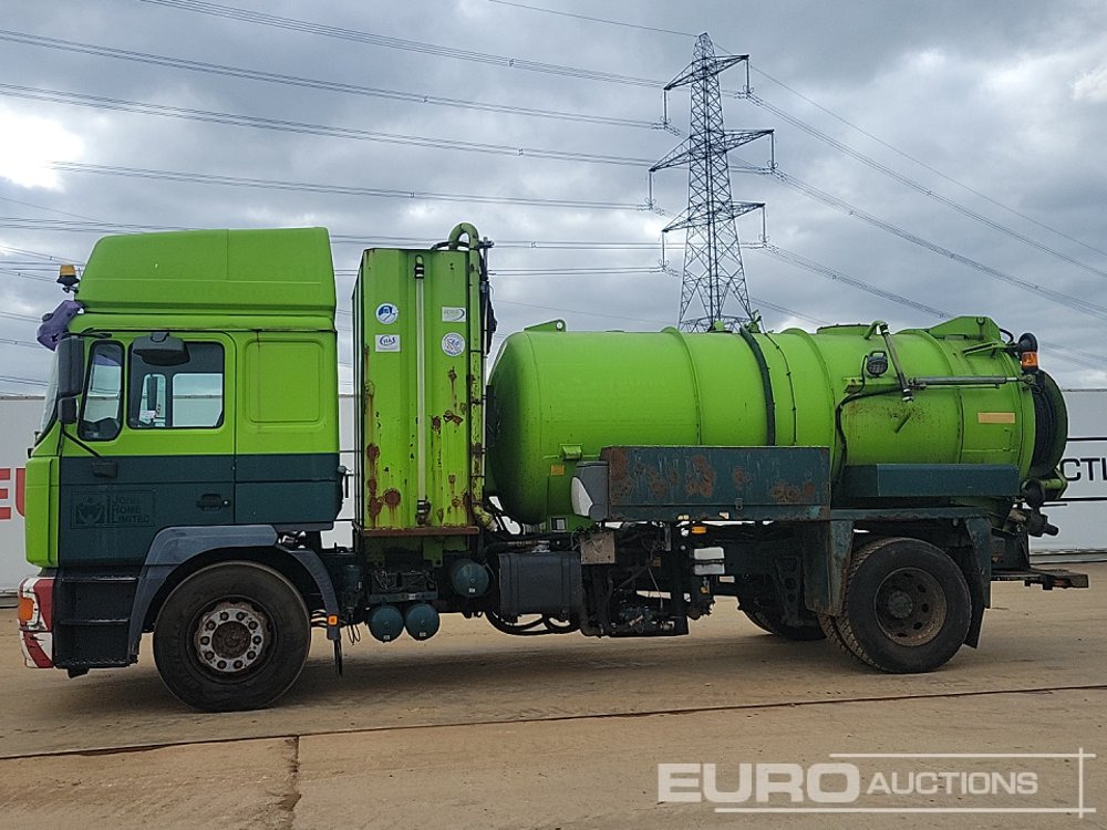 2005 MAN ME18.220 - Камион цистерна: снимка 2 2005 MAN ME18.220 - Камион цистерна: снимка 2