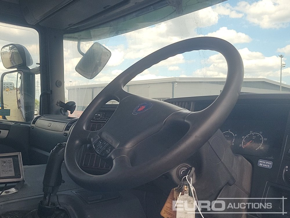Мултилифт с кука камион 2005 Scania P380: снимка 38
