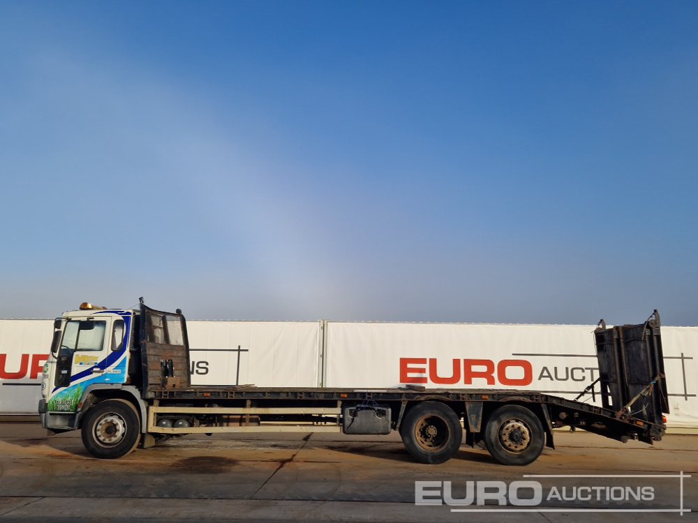 2005 Volvo FL220 - Бордови камион: снимка 2 2005 Volvo FL220 - Бордови камион: снимка 2