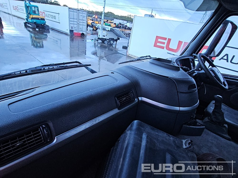 Мултилифт с кука камион 2005 Volvo FM12 340: снимка 43 Мултилифт с кука камион 2005 Volvo FM12 340: снимка 43