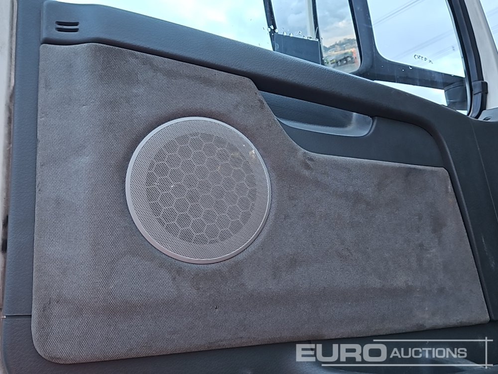 Мултилифт с кука камион 2005 Volvo FM12 340: снимка 41 Мултилифт с кука камион 2005 Volvo FM12 340: снимка 41