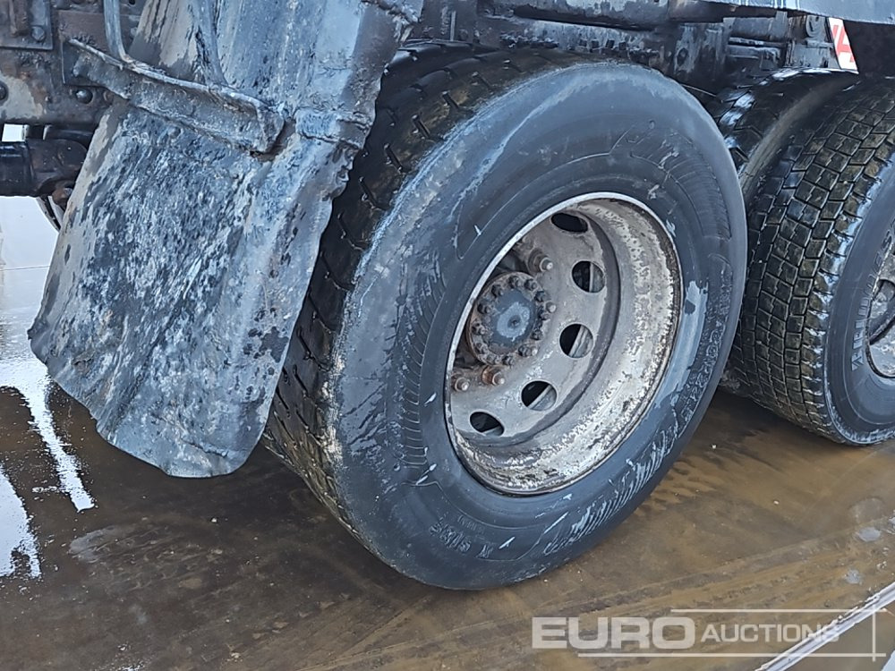 Мултилифт с кука камион 2005 Volvo FM12 340: снимка 11 Мултилифт с кука камион 2005 Volvo FM12 340: снимка 11