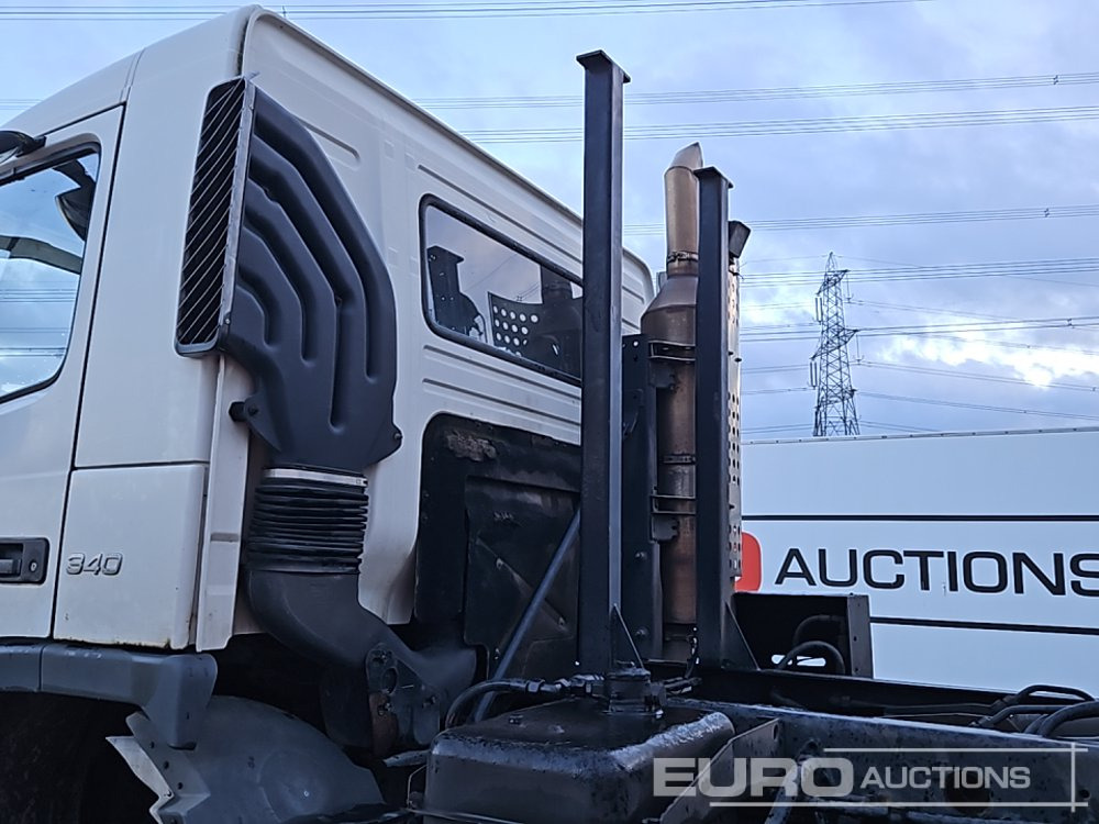 Мултилифт с кука камион 2005 Volvo FM12 340: снимка 24 Мултилифт с кука камион 2005 Volvo FM12 340: снимка 24