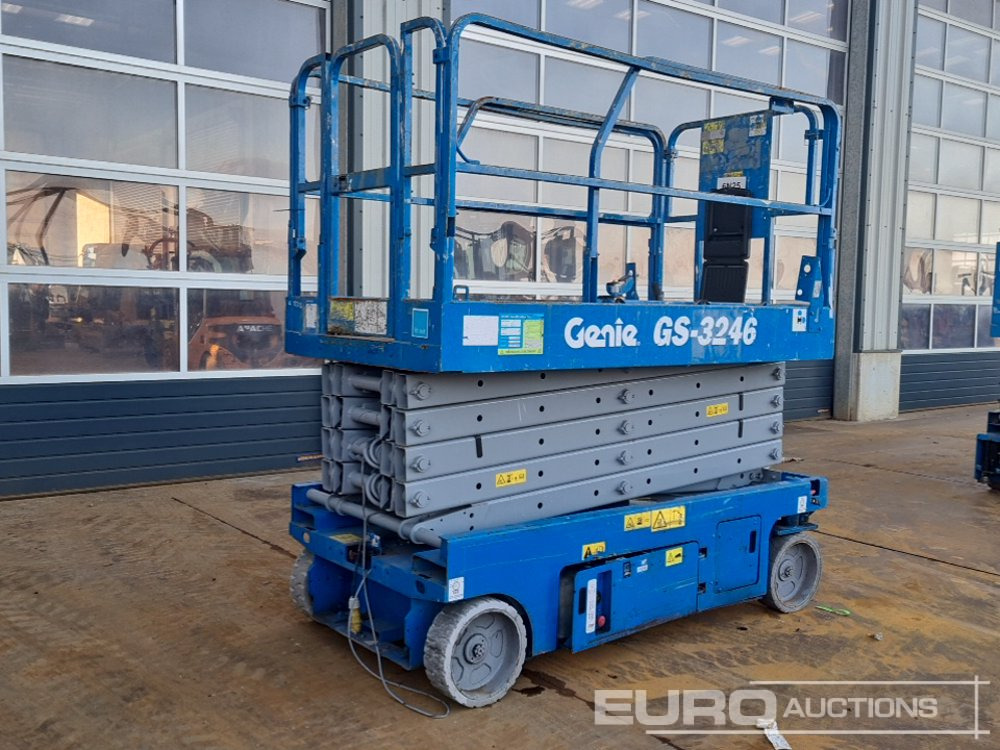 2006 Genie GS3246 - Работна площадка: снимка 1 2006 Genie GS3246 - Работна площадка: снимка 1