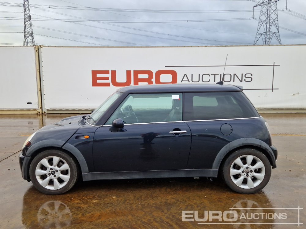 2006 Mini Cooper - Лек автомобил: снимка 2 2006 Mini Cooper - Лек автомобил: снимка 2
