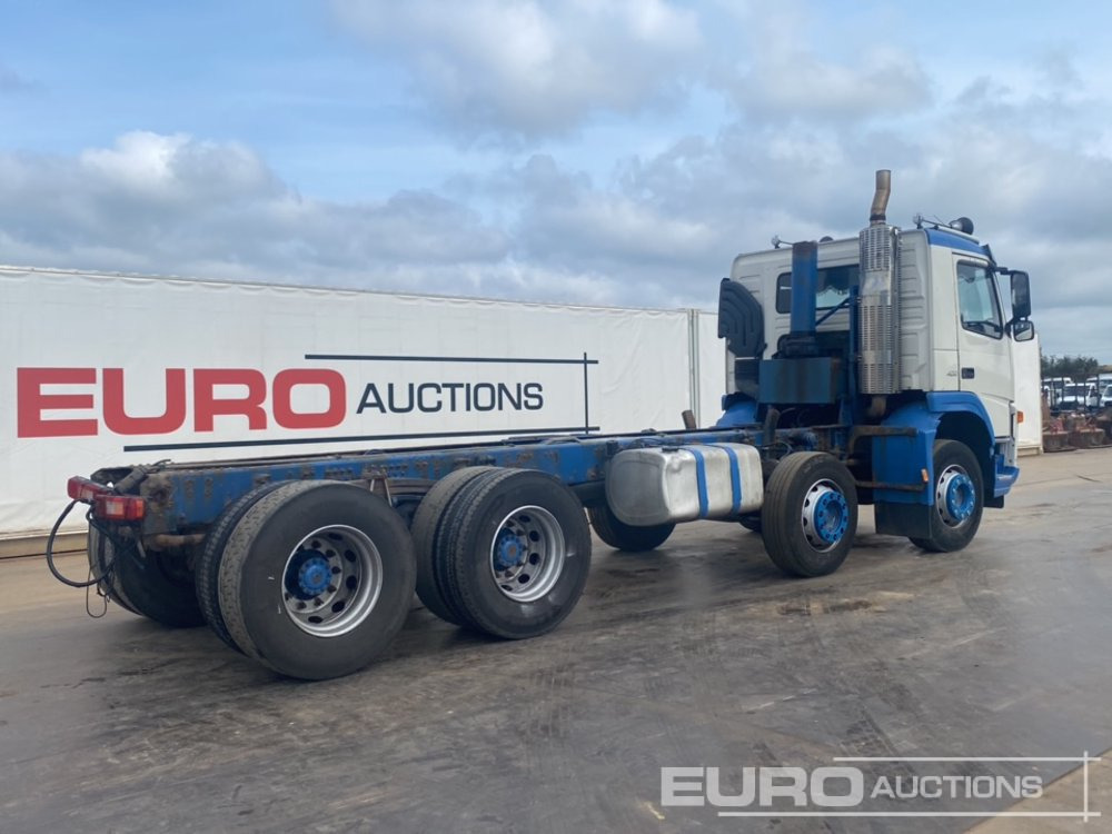 2006 Volvo 400 - Шаси кабина: снимка 5 2006 Volvo 400 - Шаси кабина: снимка 5