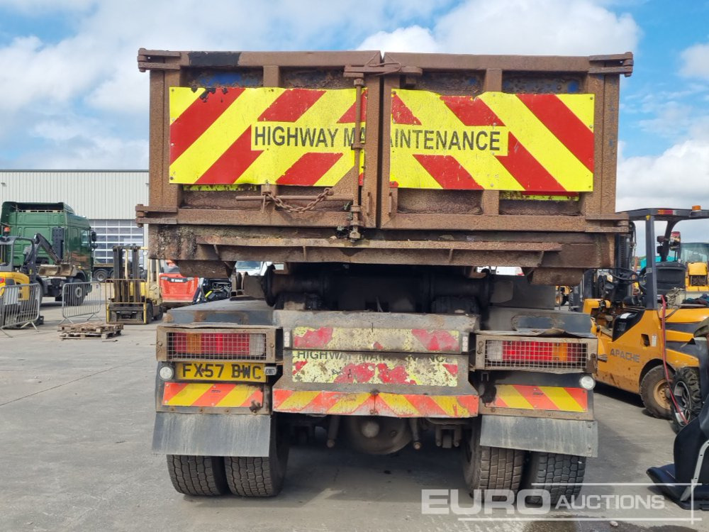 2007 Scania P380 - Мултилифт с кука камион: снимка 4 2007 Scania P380 - Мултилифт с кука камион: снимка 4