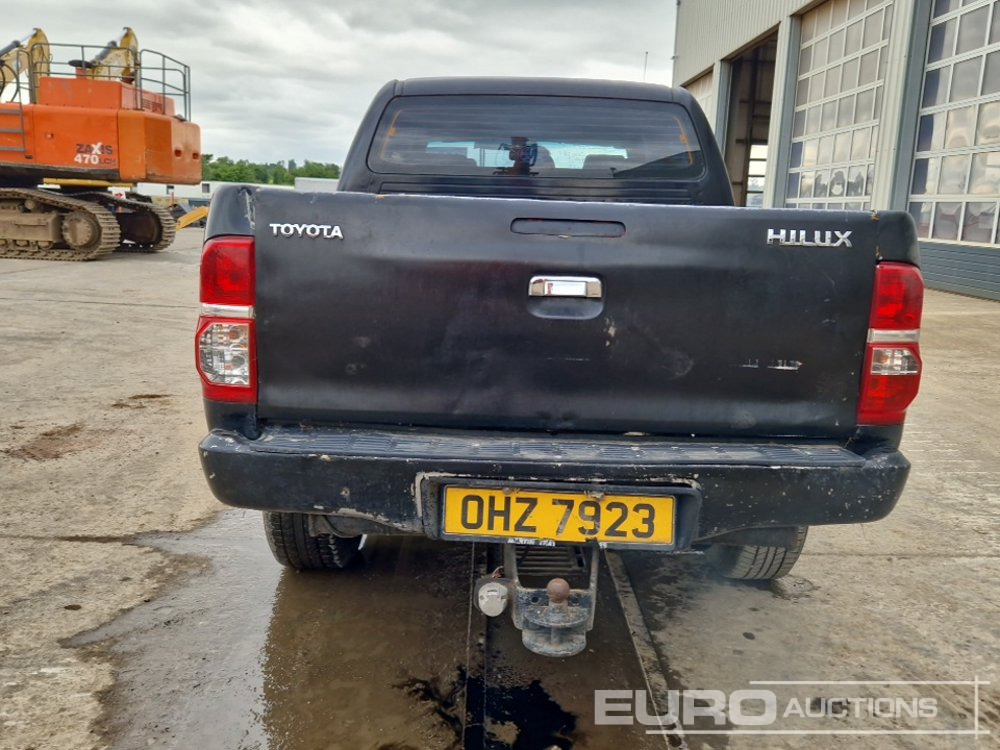 2007 Toyota Hilux Invincible - Пикап: снимка 4 2007 Toyota Hilux Invincible - Пикап: снимка 4