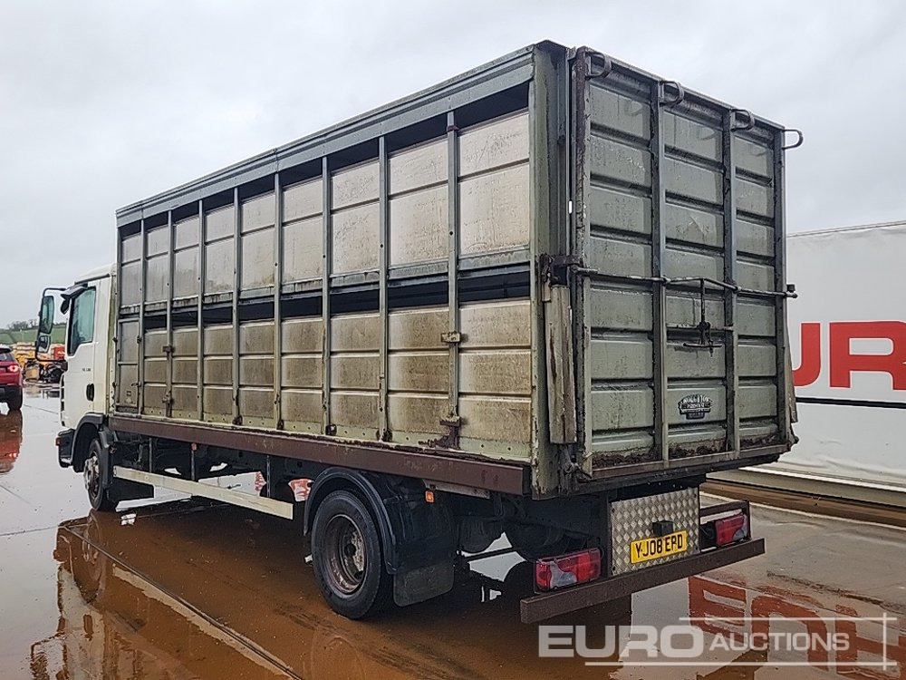 2008 MAN TGL7.180 - За превоз на животни камион: снимка 3 2008 MAN TGL7.180 - За превоз на животни камион: снимка 3