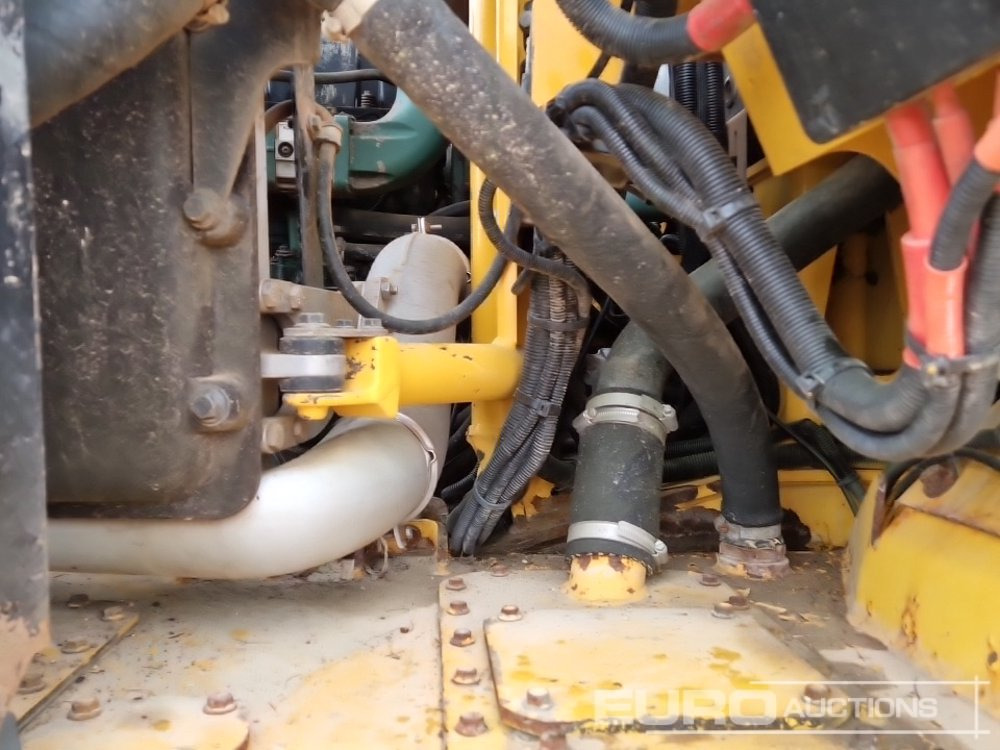 Съчленен самосвал 2008 Volvo A40E: снимка 35