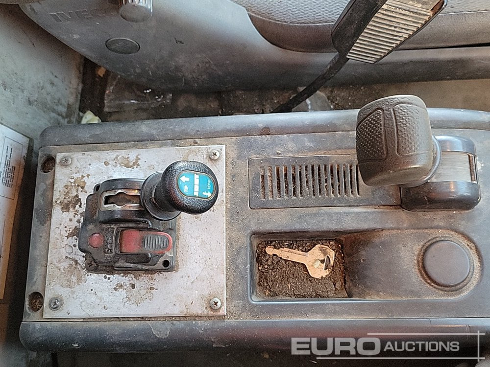 Самосвал камион 2009 Iveco ML75E16: снимка 24