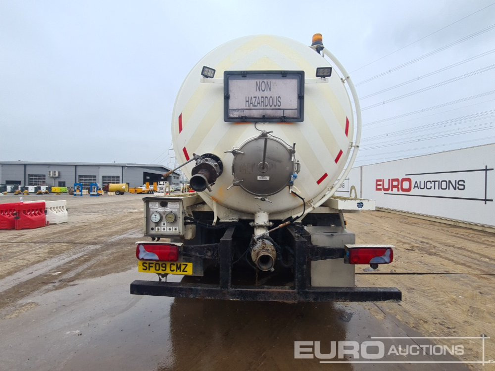 2009 MAN TGS26.320 - Камион цистерна: снимка 4 2009 MAN TGS26.320 - Камион цистерна: снимка 4