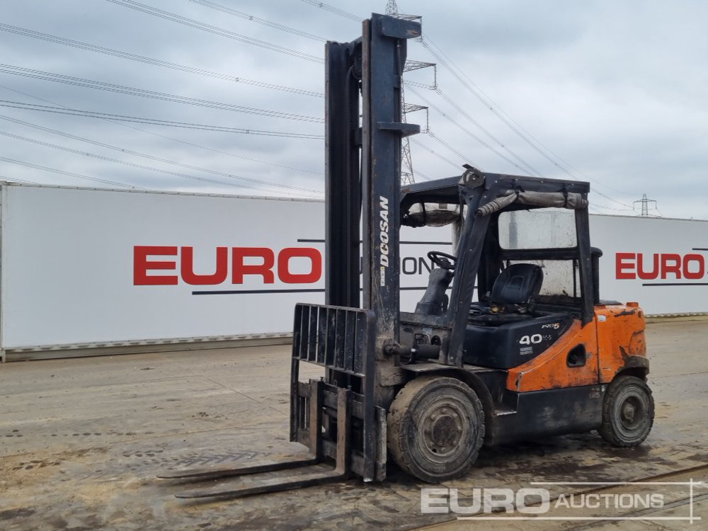 2010 Doosan Diesel Forklift, 2 Stage Mast, Side Shift, Forks - Мотокар: снимка 1 2010 Doosan Diesel Forklift, 2 Stage Mast, Side Shift, Forks - Мотокар: снимка 1