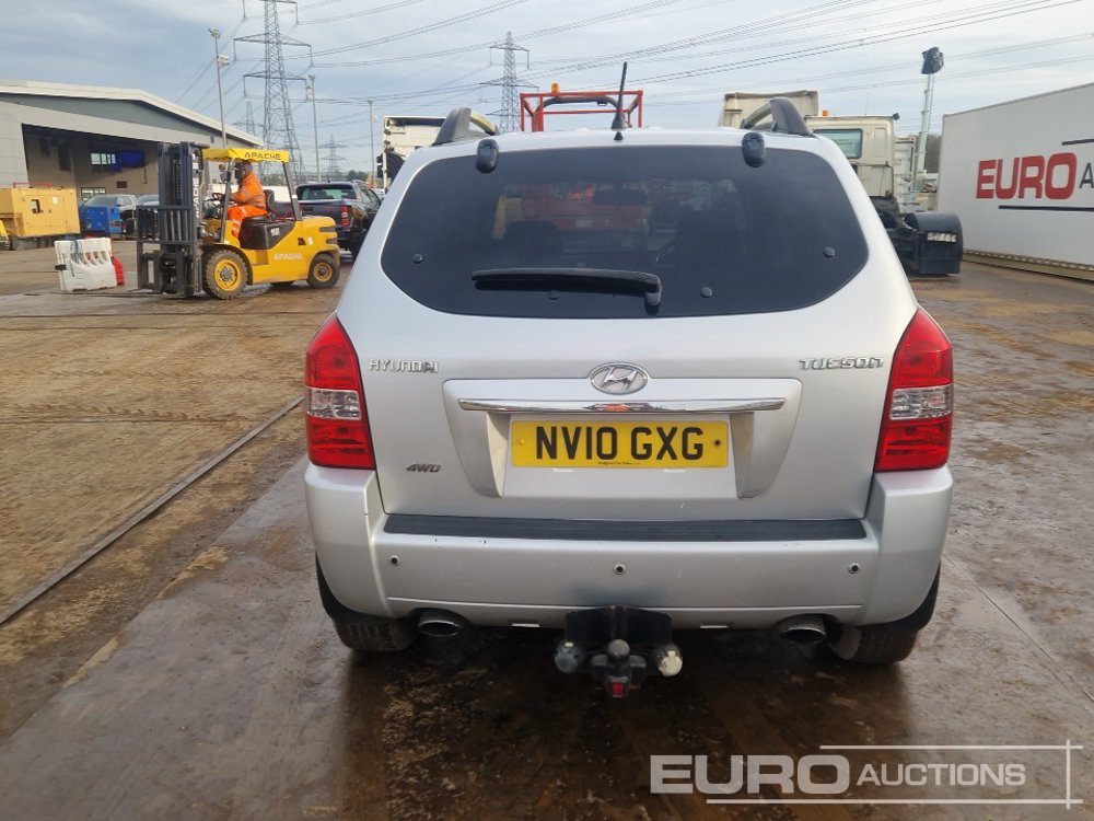 2010 Hyundai Tucson - Джип: снимка 4 2010 Hyundai Tucson - Джип: снимка 4