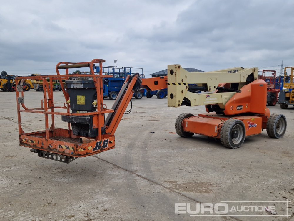 2010 JLG M450AJ - Работна площадка: снимка 1 2010 JLG M450AJ - Работна площадка: снимка 1