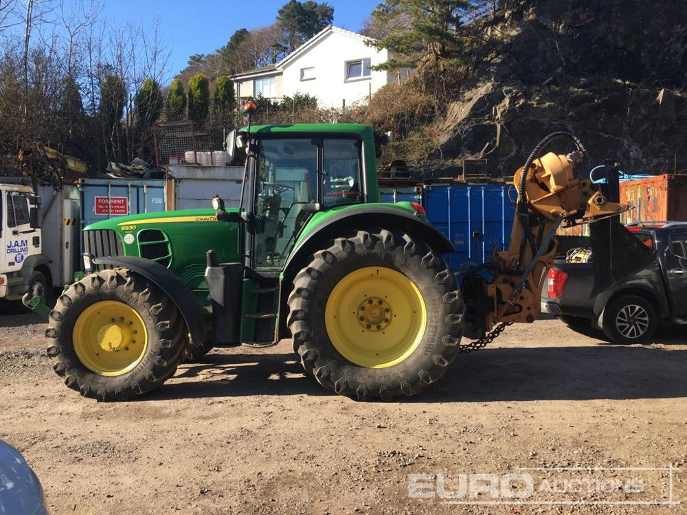 2010 John Deere 6930 Premium - Трактор: снимка 2 2010 John Deere 6930 Premium - Трактор: снимка 2