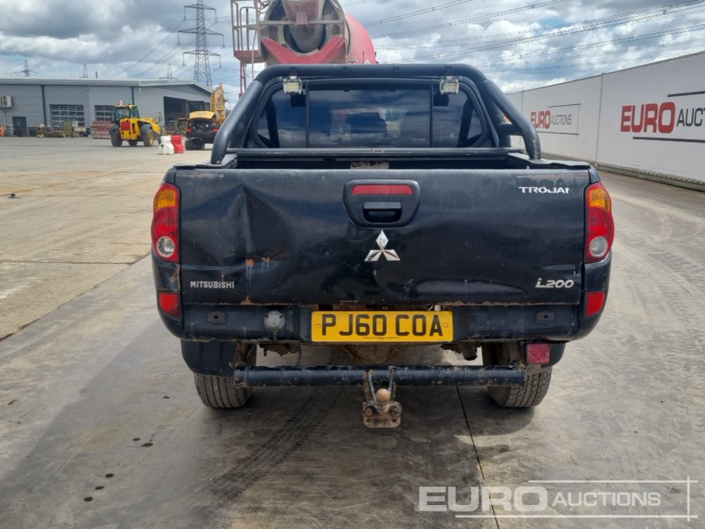 2010 Mitsubishi L200 - Пикап: снимка 4 2010 Mitsubishi L200 - Пикап: снимка 4