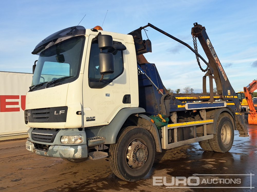 2011 DAF LF55.220 - Мултилифт за контейнери камион: снимка 1 2011 DAF LF55.220 - Мултилифт за контейнери камион: снимка 1