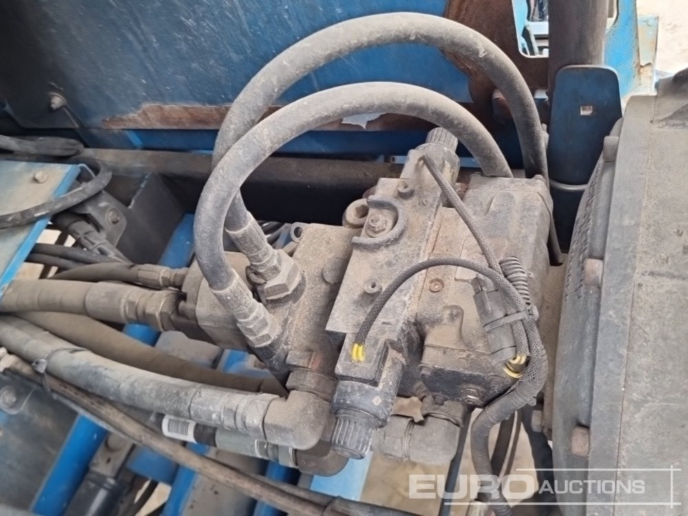 Работна площадка 2011 Genie GS5390: снимка 30