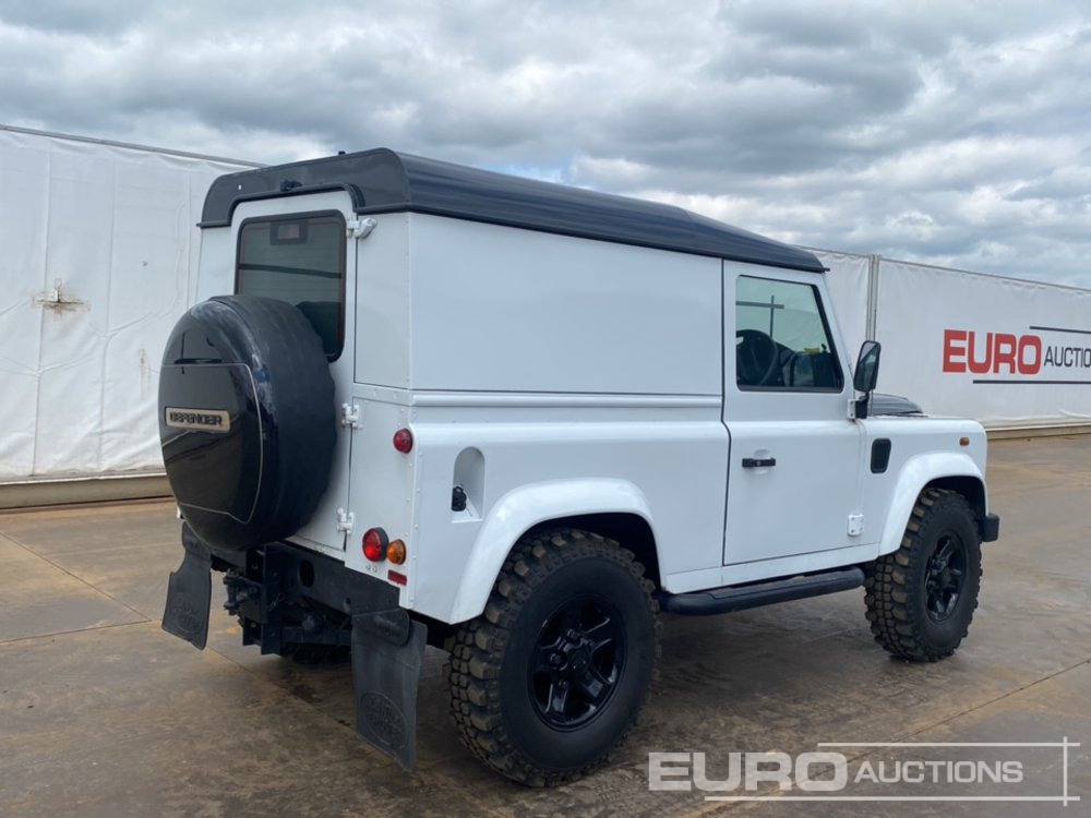 2011 Land Rover Defender 90 - Джип: снимка 5 2011 Land Rover Defender 90 - Джип: снимка 5