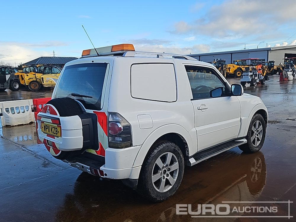 2011 Mitsubishi Shogun - Джип: снимка 5 2011 Mitsubishi Shogun - Джип: снимка 5