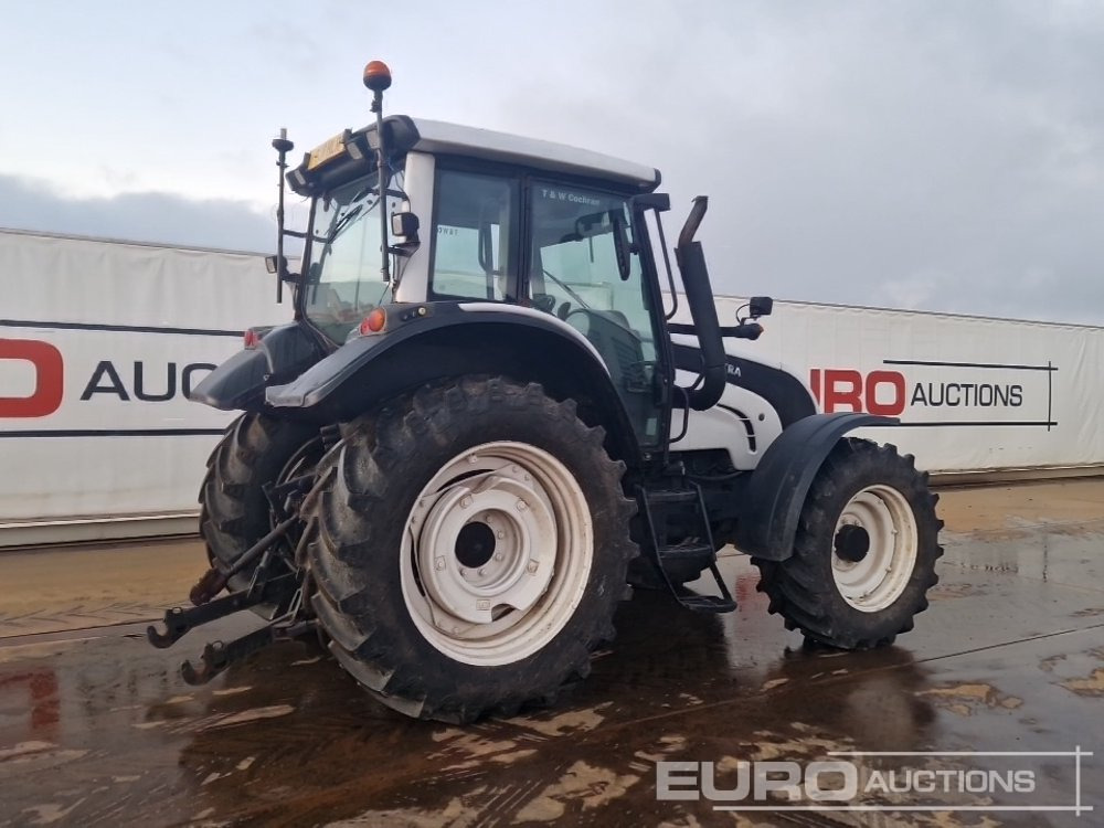 2011 Valtra N121 - Трактор: снимка 5 2011 Valtra N121 - Трактор: снимка 5