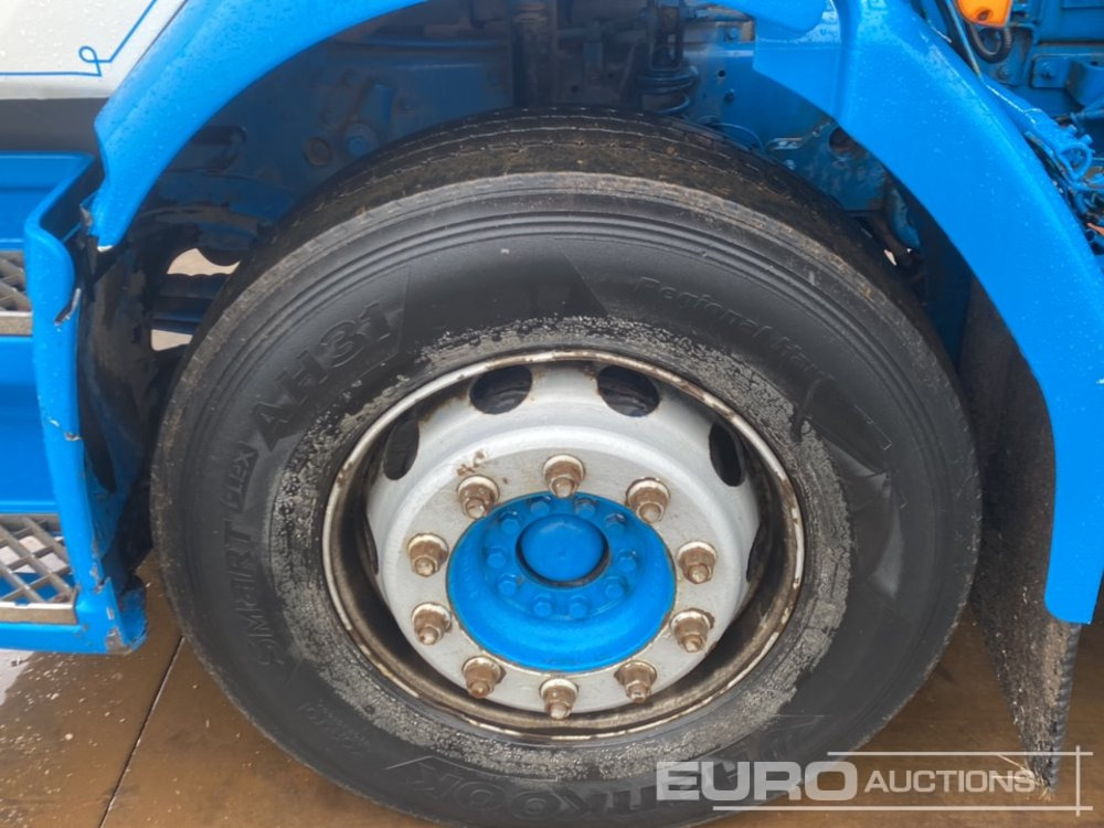 2011 Volvo 4x2 Skip Lorry, Manual Gearbox, A/C - Мултилифт за контейнери камион: снимка 5 2011 Volvo 4x2 Skip Lorry, Manual Gearbox, A/C - Мултилифт за контейнери камион: снимка 5