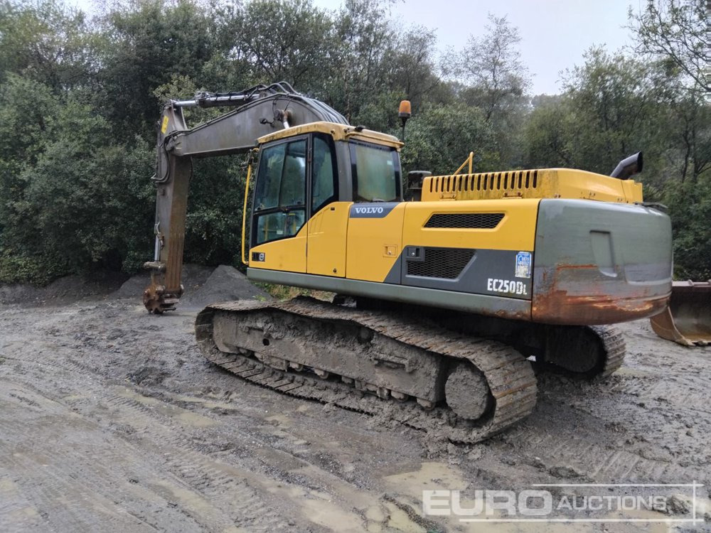 2011 Volvo EC250DL - Верижен багер: снимка 2 2011 Volvo EC250DL - Верижен багер: снимка 2