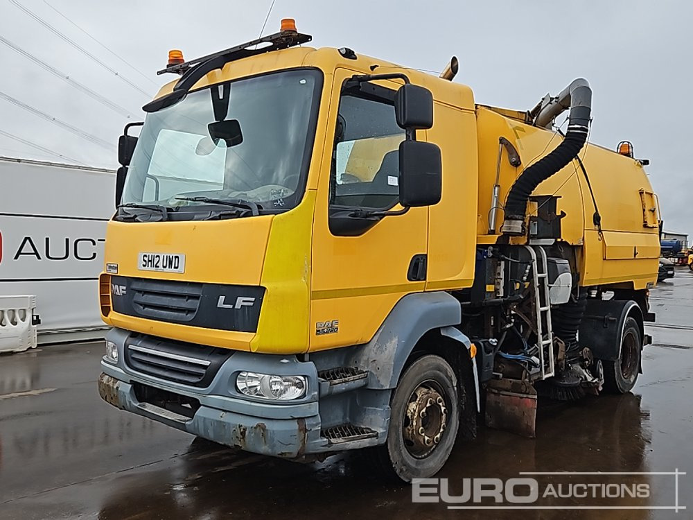 2012 DAF LF55.220 - Мотометачна машина: снимка 1 2012 DAF LF55.220 - Мотометачна машина: снимка 1