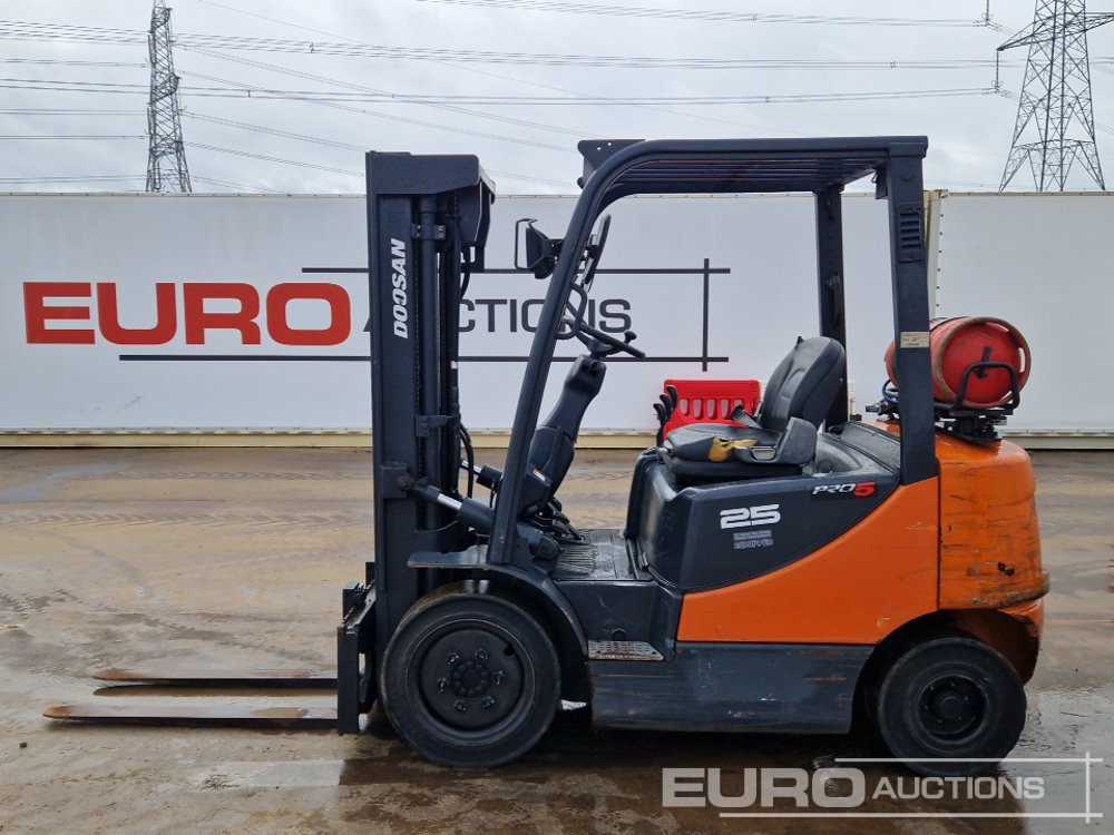 2012 Doosan G25E-5 - Мотокар: снимка 2 2012 Doosan G25E-5 - Мотокар: снимка 2