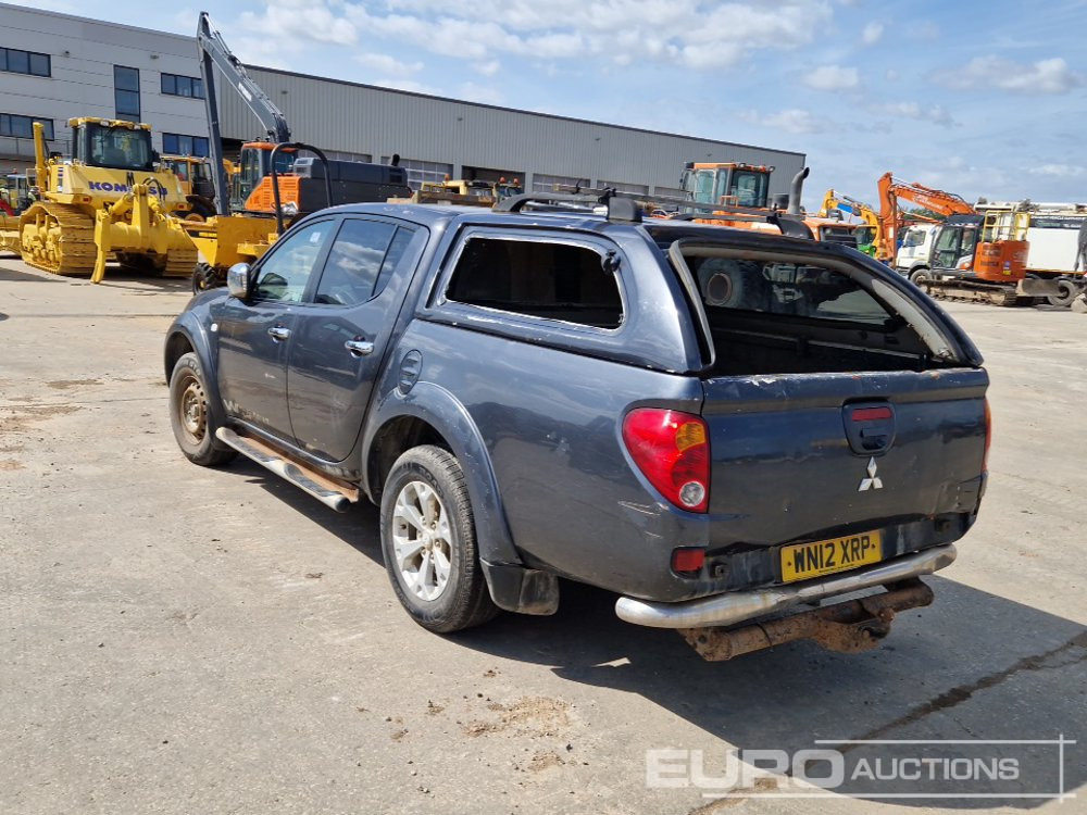 2012 Mitsubishi L200 - Пикап: снимка 3 2012 Mitsubishi L200 - Пикап: снимка 3