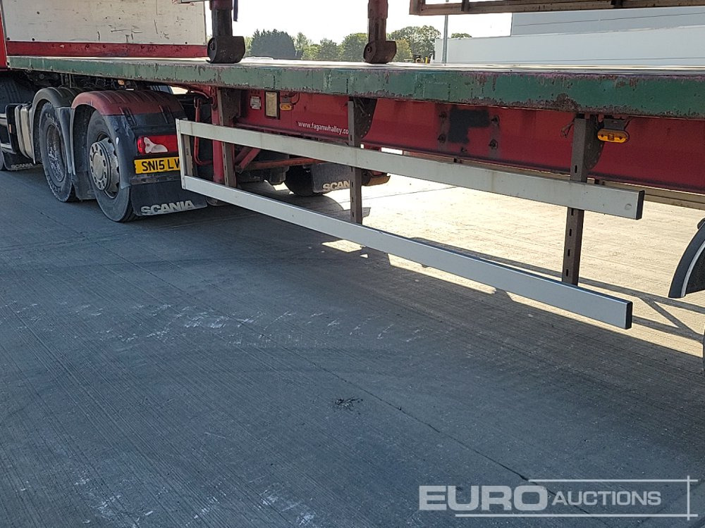 Бордово полуремарке/ Платформа 2012 SDC Tri Axle Flatbed Trailer (3 of): снимка 27