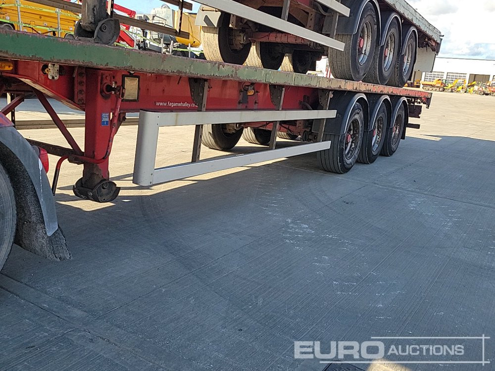 Бордово полуремарке/ Платформа 2012 SDC Tri Axle Flatbed Trailer (3 of): снимка 28