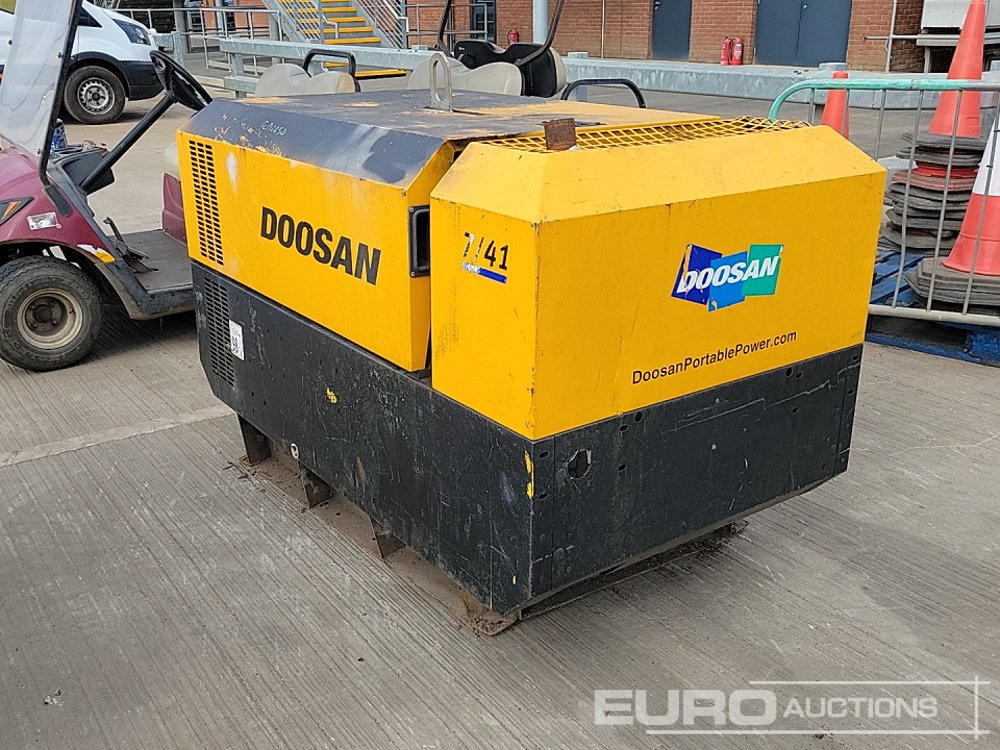 2013 Doosan 741 140CFM - Компресор за въздух: снимка 3 2013 Doosan 741 140CFM - Компресор за въздух: снимка 3