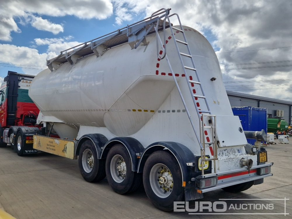 2013 Feldbinder Tri Axle Tanker Trailer - Полуремарке цистерна: снимка 3 2013 Feldbinder Tri Axle Tanker Trailer - Полуремарке цистерна: снимка 3