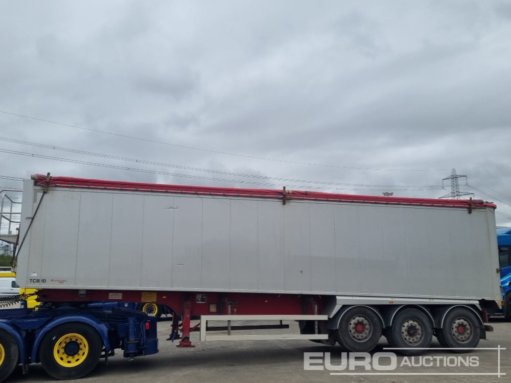 2013 Fruehauf Tri Axle Bulk Tipping Trailer, Lift Axle, Easy Sheet - Самосвал полуремарке: снимка 2 2013 Fruehauf Tri Axle Bulk Tipping Trailer, Lift Axle, Easy Sheet - Самосвал полуремарке: снимка 2