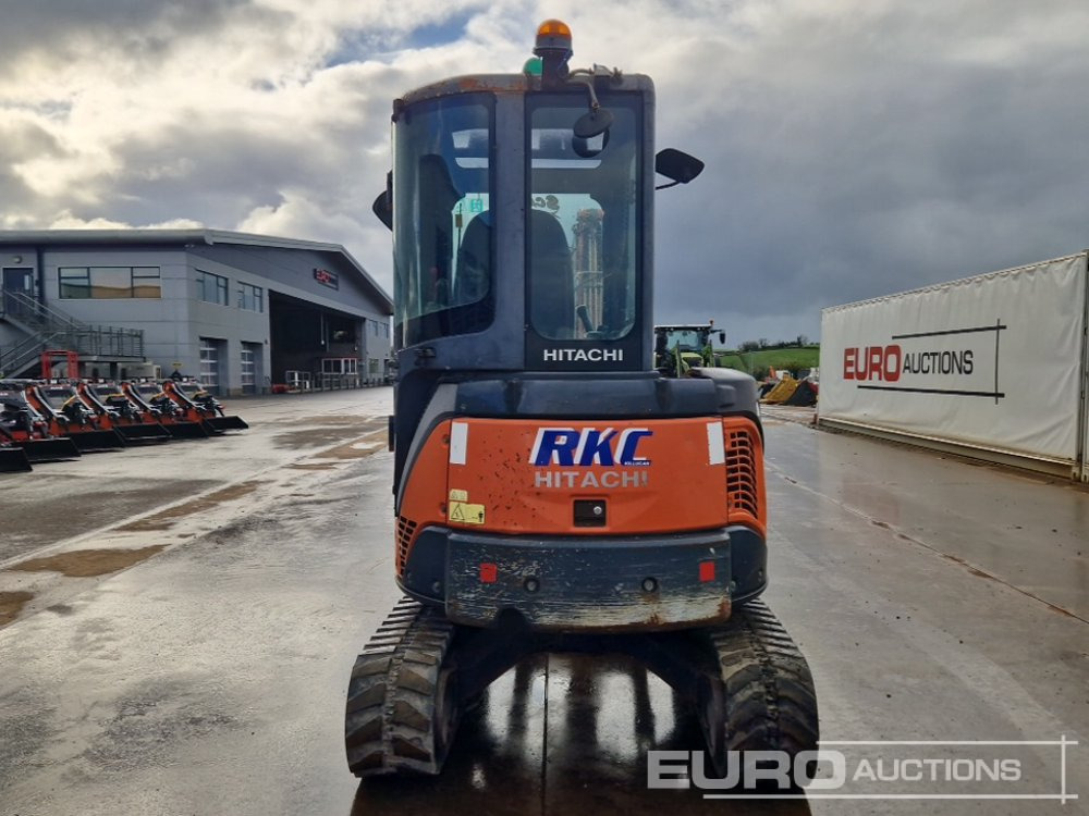 2013 Hitachi ZX29U-3 CLR - Мини багер: снимка 4 2013 Hitachi ZX29U-3 CLR - Мини багер: снимка 4