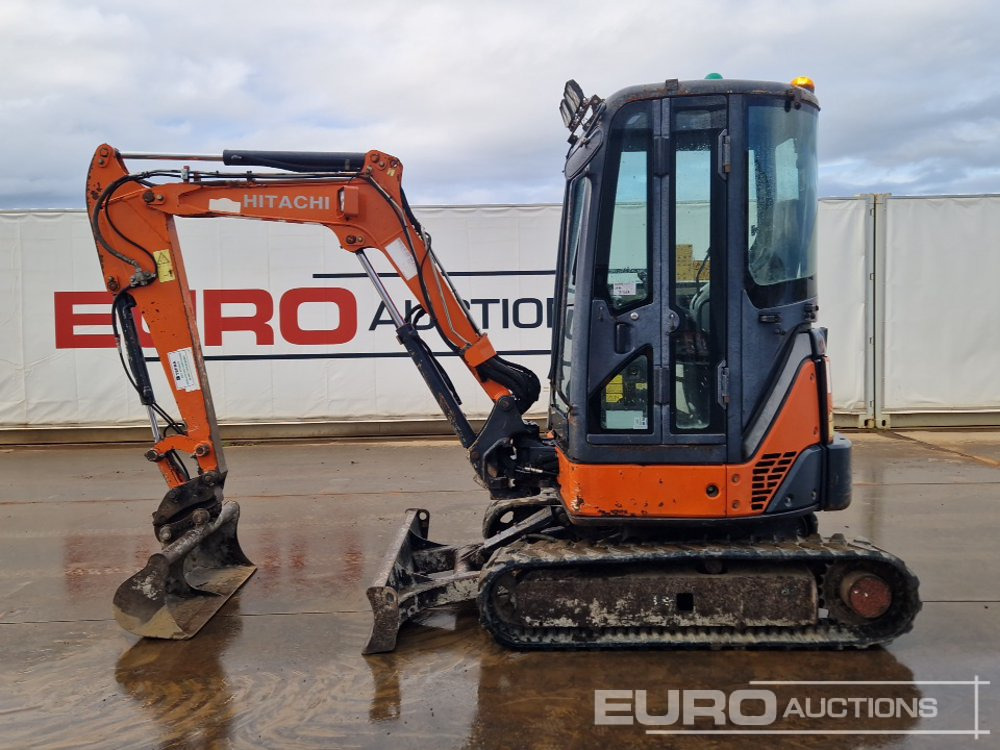 2013 Hitachi ZX29U-3 CLR - Мини багер: снимка 2 2013 Hitachi ZX29U-3 CLR - Мини багер: снимка 2