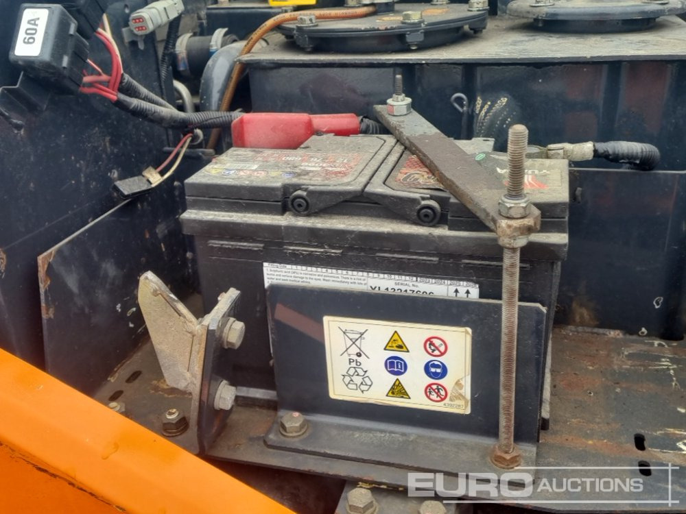 Мини багер 2013 Hitachi ZX60USB-3 CLR: снимка 37
