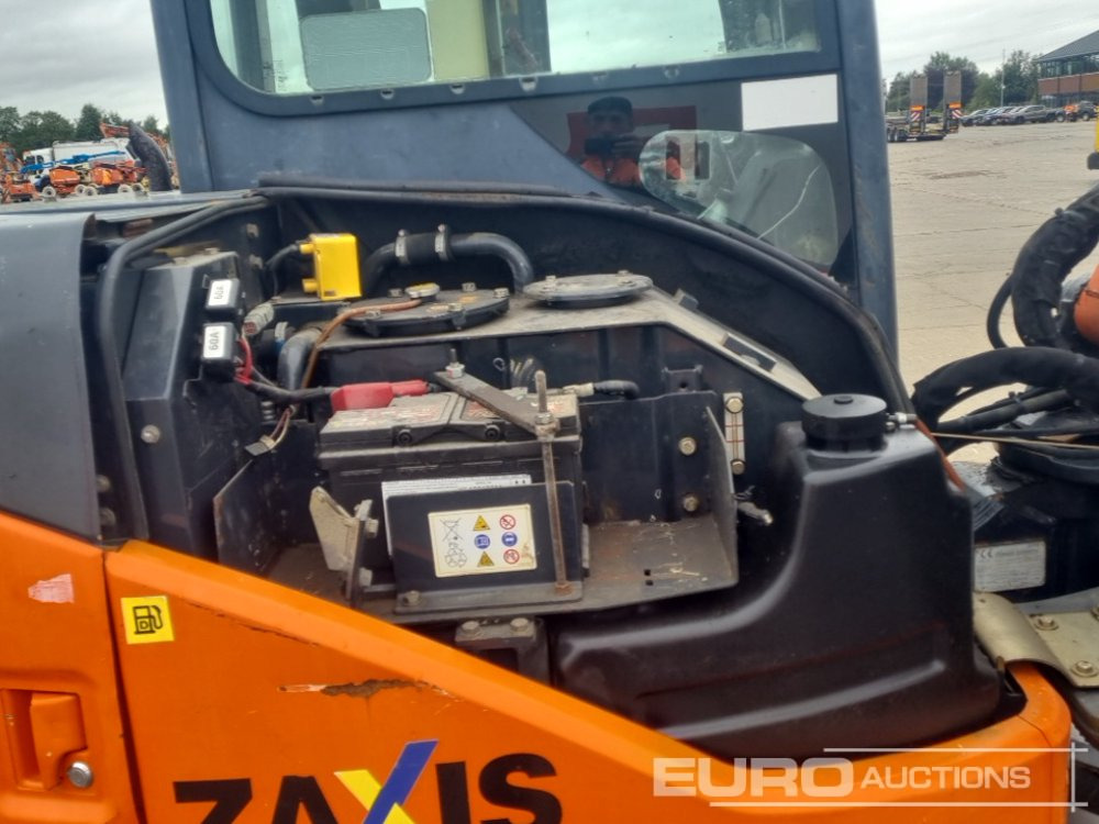 Мини багер 2013 Hitachi ZX60USB-3 CLR: снимка 36