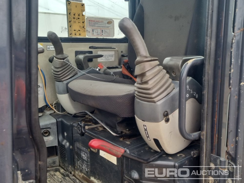 Мини багер 2013 Hitachi ZX60USB-3 CLR: снимка 40