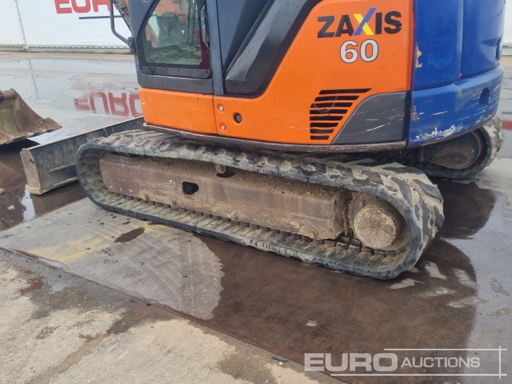 Мини багер 2013 Hitachi ZX60USB-3 CLR: снимка 12