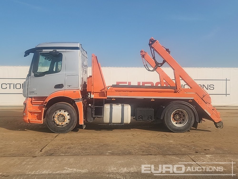 2013 Mercedes Antos 2443 - Мултилифт за контейнери камион: снимка 2 2013 Mercedes Antos 2443 - Мултилифт за контейнери камион: снимка 2