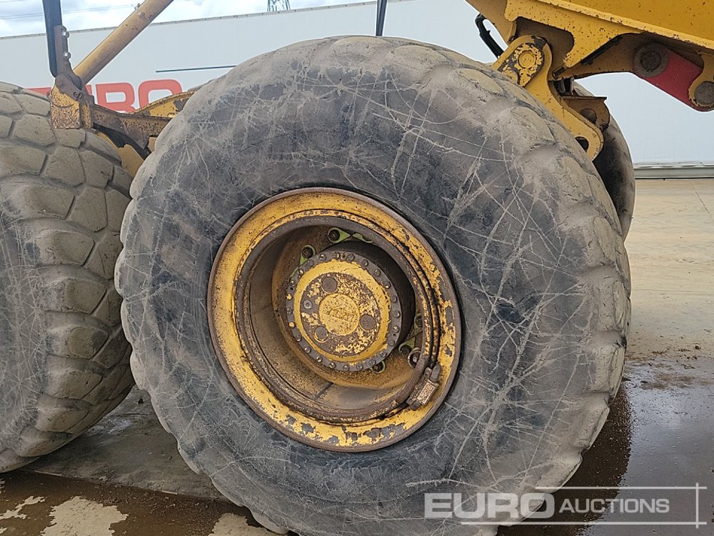 Съчленен самосвал 2014 Bell B30E: снимка 15