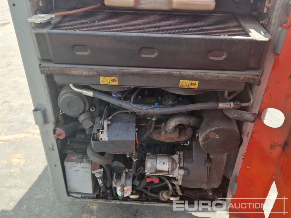 Мини челен товарач 2014 Bobcat S70: снимка 16