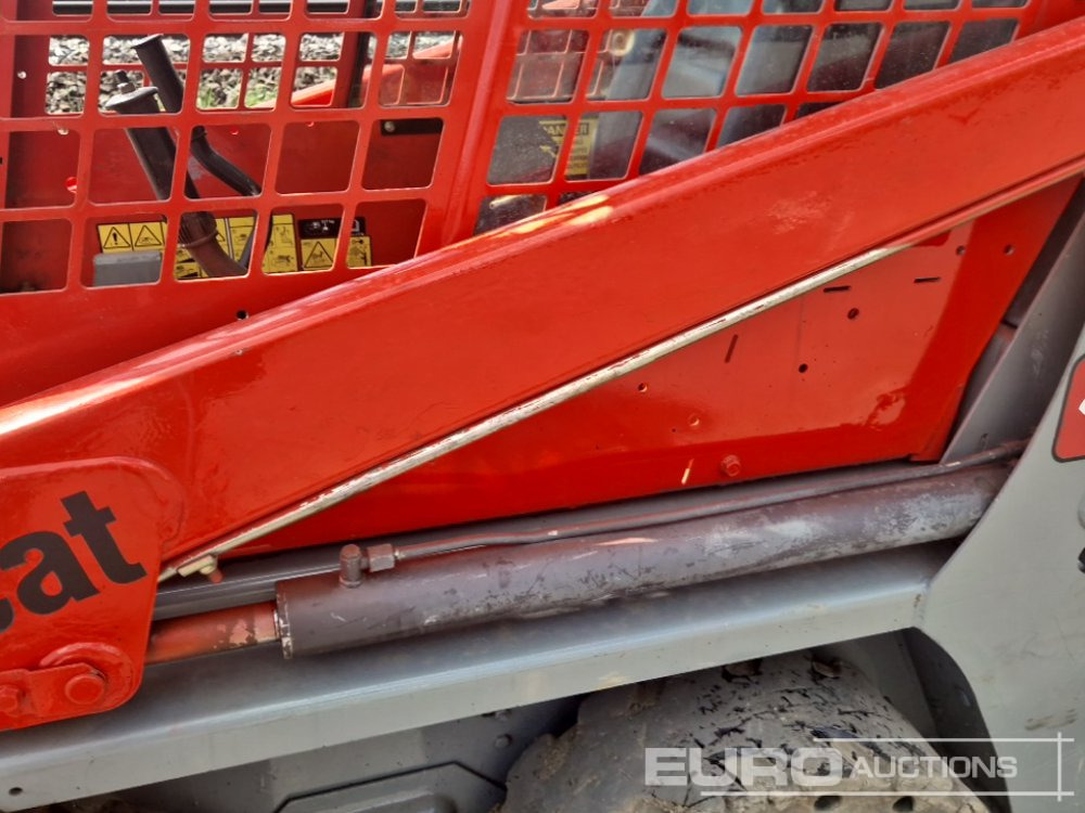 Мини челен товарач 2014 Bobcat S70: снимка 14