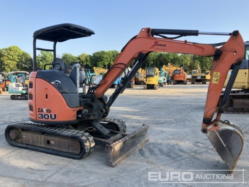 2014 Hitachi ZX30U-5A - Мини багер: снимка 5 2014 Hitachi ZX30U-5A - Мини багер: снимка 5