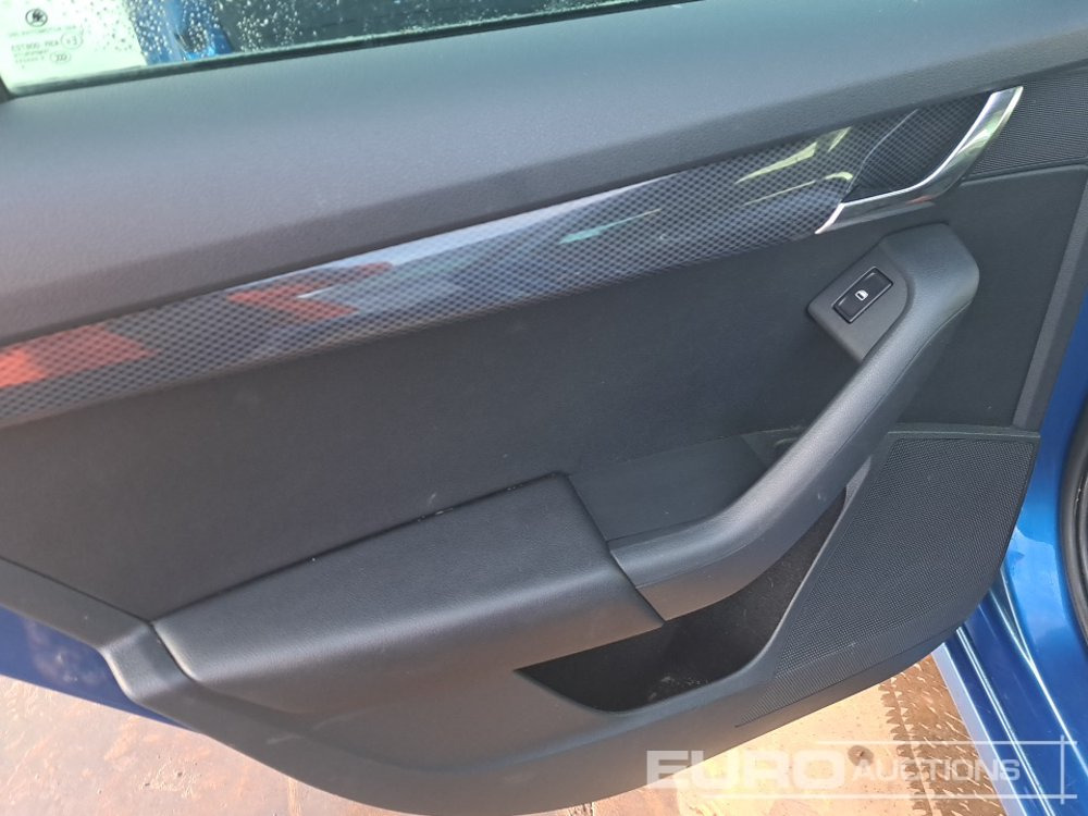 Лек автомобил 2014 Skoda Octavia: снимка 16