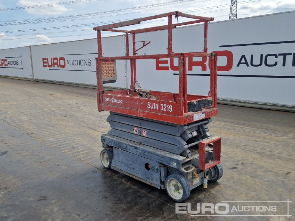 2014 SkyJack SJIII-3219 - Работна площадка: снимка 3 2014 SkyJack SJIII-3219 - Работна площадка: снимка 3